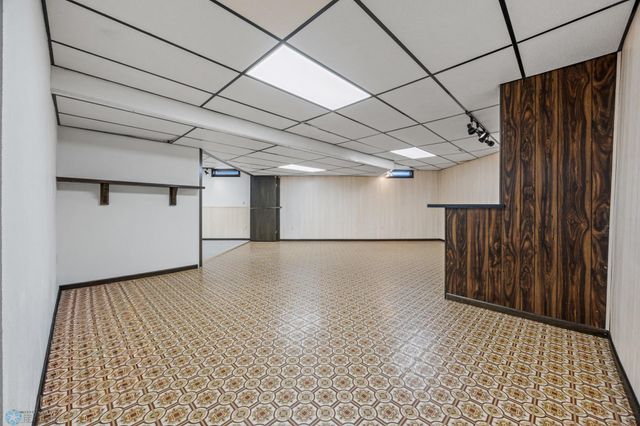 161 2nd Avenue S, Casselton, ND 58012