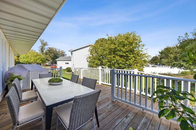 161 2nd Avenue S, Casselton, ND 58012