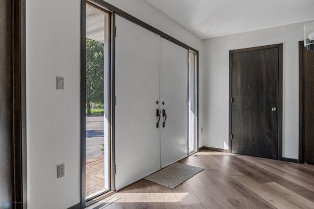 161 2nd Avenue S, Casselton, ND 58012