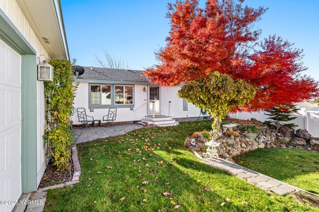 200 Bridle Way Unit 102, Yakima, WA 98901
