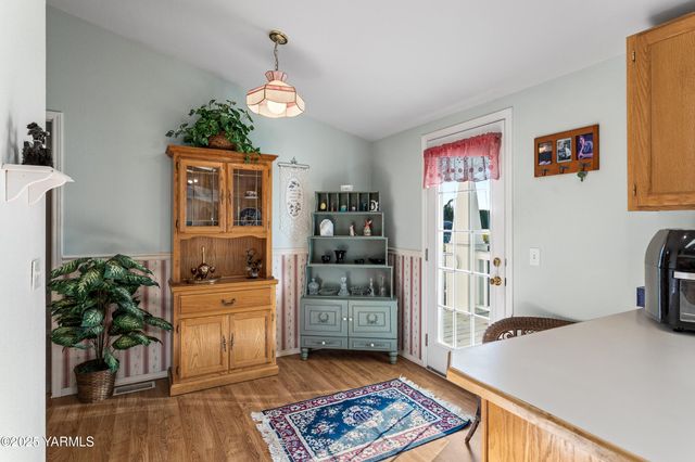 200 Bridle Way Unit 102, Yakima, WA 98901