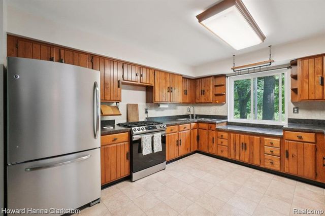 4067 Slattery Road, North Branch, MI 48461