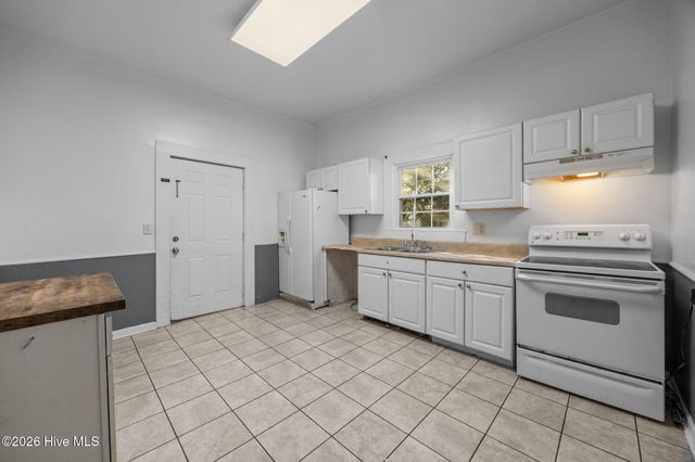 506 Wooster Street, Wilmington, NC 28401