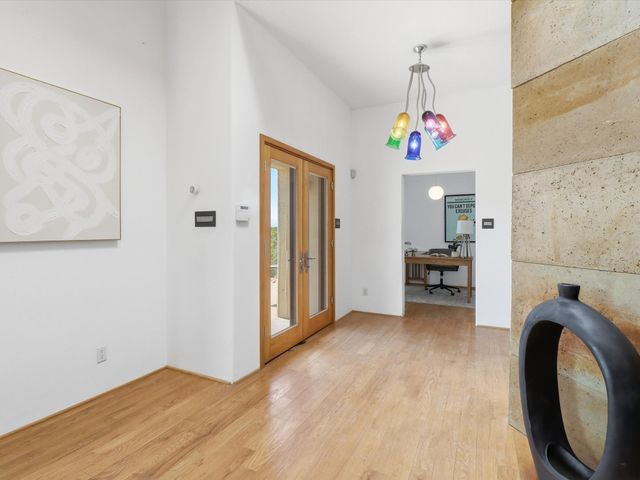 975 Indian Ridge, Santa Fe, NM 87501