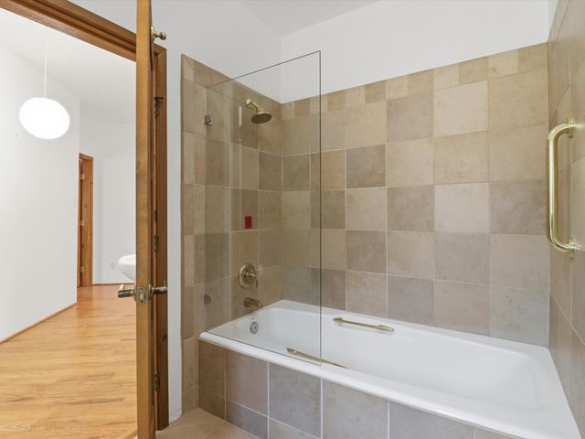 975 Indian Ridge, Santa Fe, NM 87501