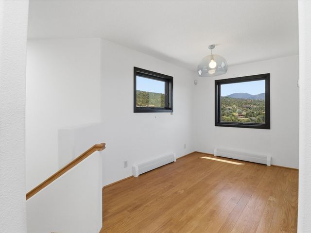 975 Indian Ridge, Santa Fe, NM 87501