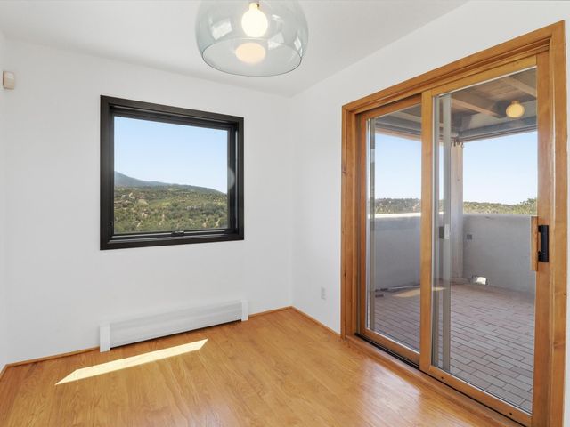 975 Indian Ridge, Santa Fe, NM 87501