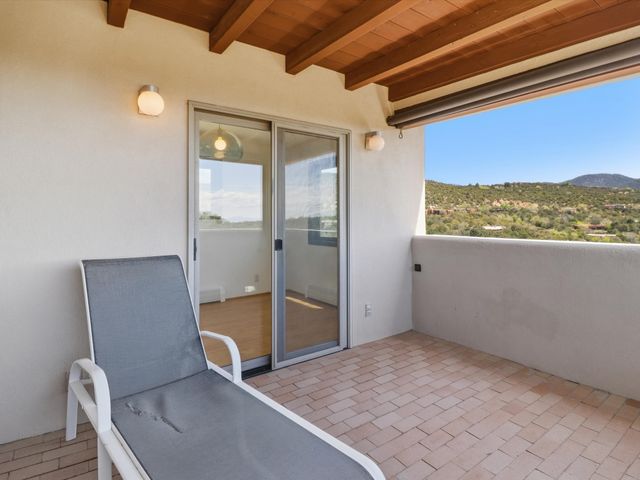 975 Indian Ridge, Santa Fe, NM 87501