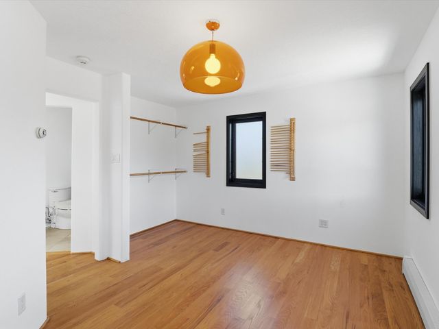 975 Indian Ridge, Santa Fe, NM 87501
