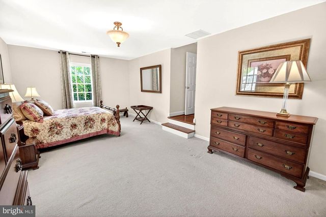 17212 WHITES RD, Poolesville, MD 20837