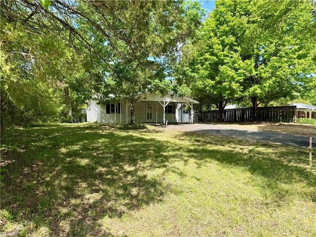 1194 Summey Town Road, Trinity, NC 27370