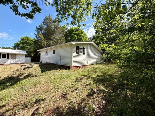 1194 Summey Town Road, Trinity, NC 27370