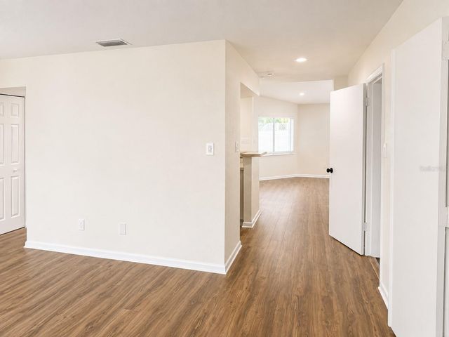 1915 W ORIENT STREET, Tampa, FL 33607