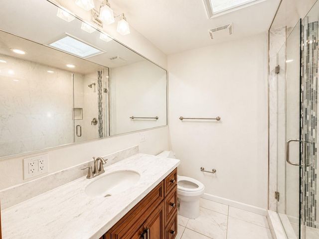 1915 W ORIENT STREET, Tampa, FL 33607