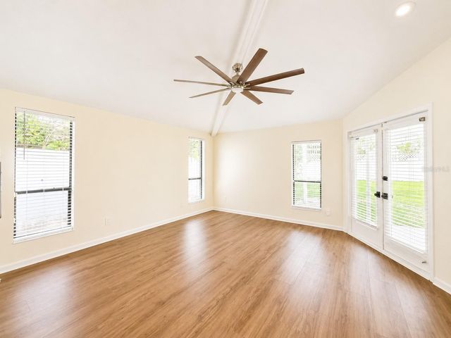 1915 W ORIENT STREET, Tampa, FL 33607