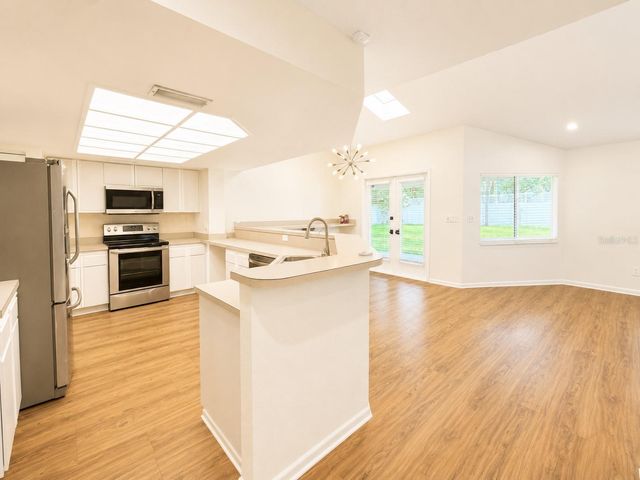 1915 W ORIENT STREET, Tampa, FL 33607