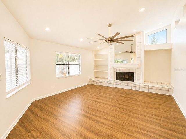 1915 W ORIENT STREET, Tampa, FL 33607