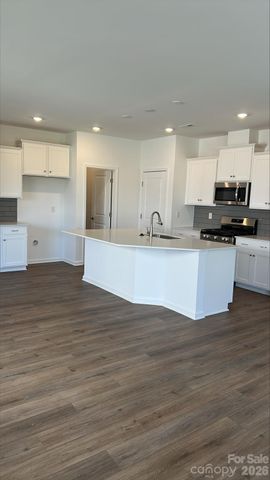 1528 Swallow Tail Drive 156, Belmont, NC 28012
