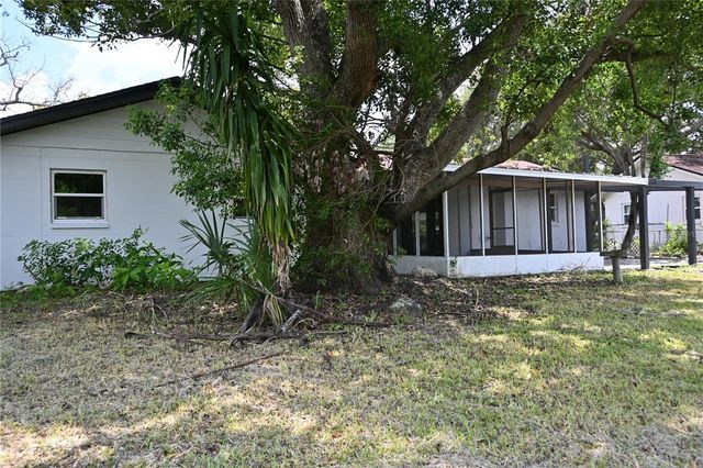 8609 DRIFTWOOD DRIVE, Tampa, FL 33615