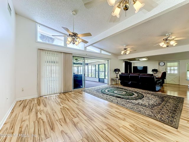 126 PIQUE Road, Crescent City, FL 32112