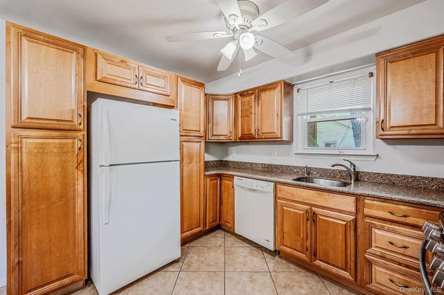 71 Pinewood Drive, Shirley, NY 11967