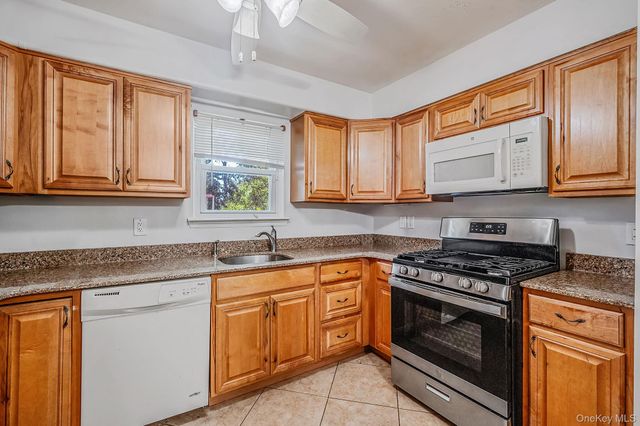 71 Pinewood Drive, Shirley, NY 11967