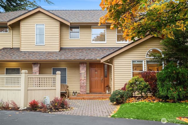 637 Elm Place, Edmonds, WA 98020