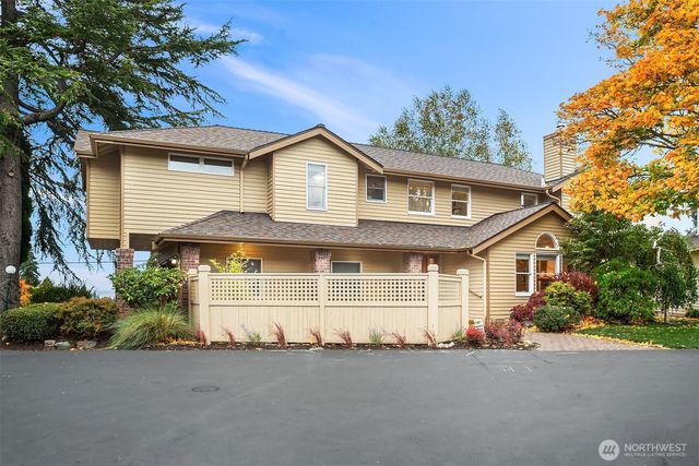 637 Elm Place, Edmonds, WA 98020