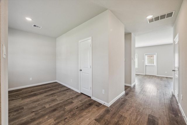 6913 Carver, Texas City, TX 77591