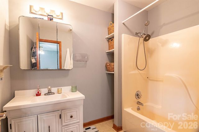 445 Old Caroleen Road, Forest City, NC 28043