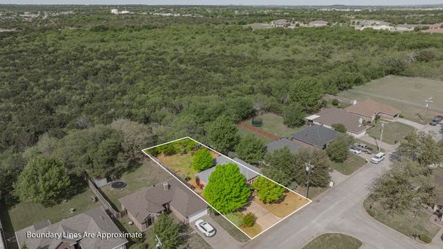 1408 Spanish Trail Drive, Granbury, TX 76048