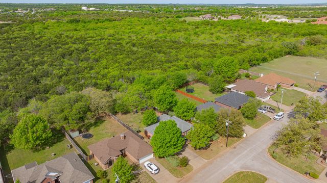 1408 Spanish Trail Drive, Granbury, TX 76048