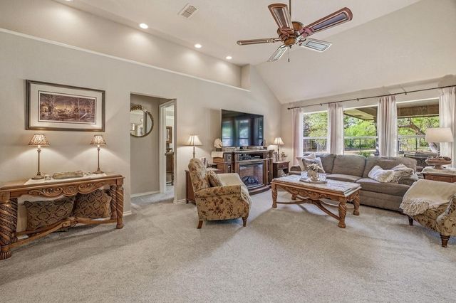 1408 Spanish Trail Drive, Granbury, TX 76048