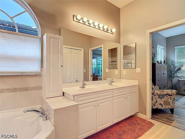 11275 Wine Palm RD, Fort Myers, FL 33966