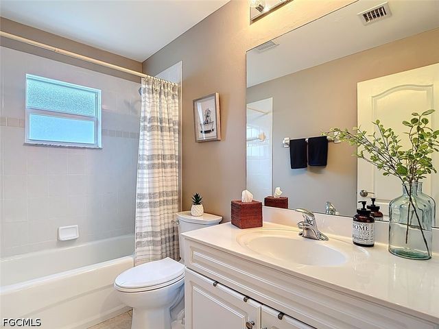 11275 Wine Palm RD, Fort Myers, FL 33966