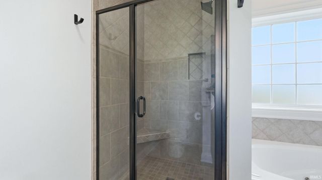 2570 E Ontario Lane, Warsaw, IN 46582