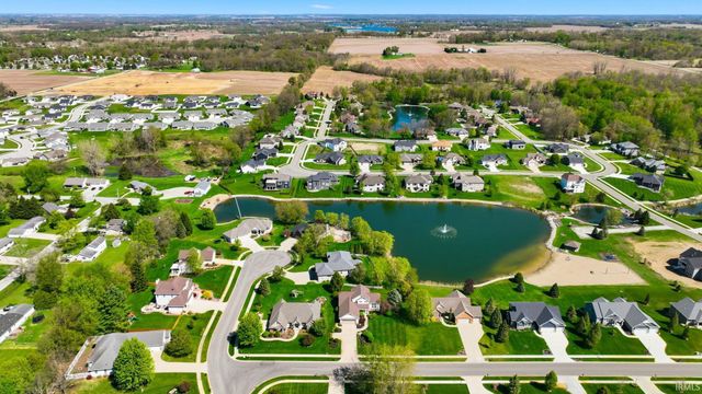 2570 E Ontario Lane, Warsaw, IN 46582