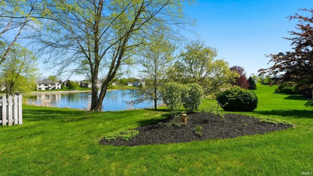 2570 E Ontario Lane, Warsaw, IN 46582