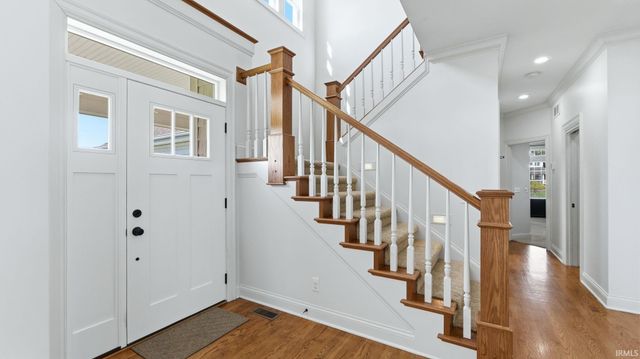 2570 E Ontario Lane, Warsaw, IN 46582