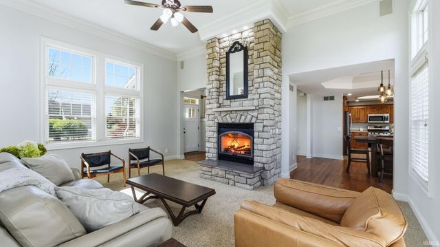 2570 E Ontario Lane, Warsaw, IN 46582