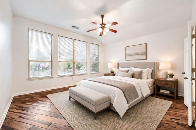 511 Silver Creek Circle, Richmond, TX 77406