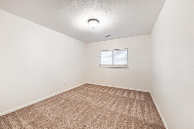511 Silver Creek Circle, Richmond, TX 77406