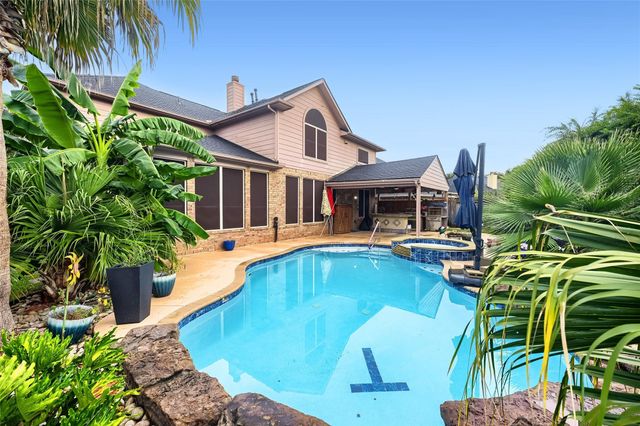 511 Silver Creek Circle, Richmond, TX 77406