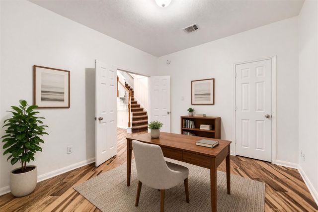 511 Silver Creek Circle, Richmond, TX 77406
