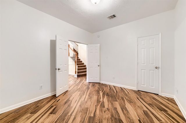 511 Silver Creek Circle, Richmond, TX 77406