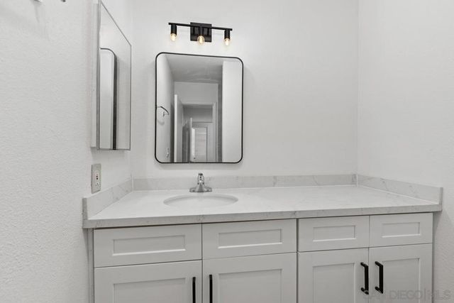 3230 Ashford Street B, San Diego, CA 92111