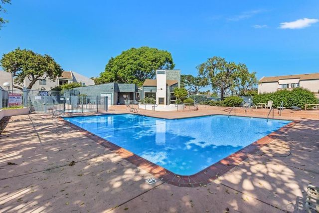 3230 Ashford Street B, San Diego, CA 92111