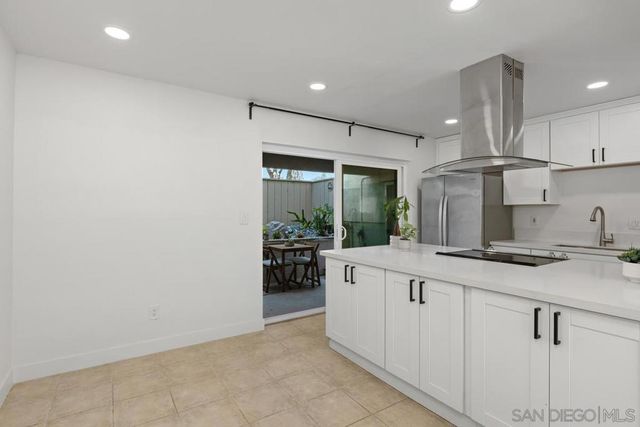 3230 Ashford Street B, San Diego, CA 92111