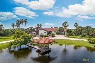 1809 W Harrison Avenue, Port O'connor, TX 77982