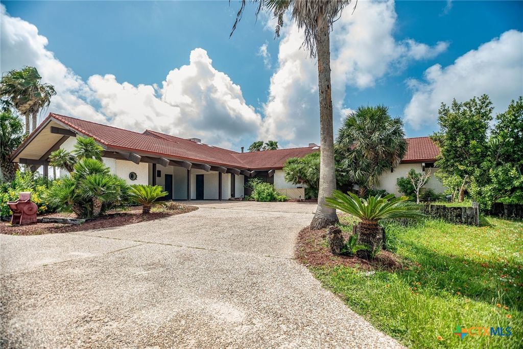 Image 15 of property listing at 1809 W Harrison Avenue, Port O'connor, TX 77982